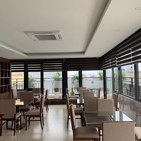 Rosarian Hotel Hanoi Buitenkant foto