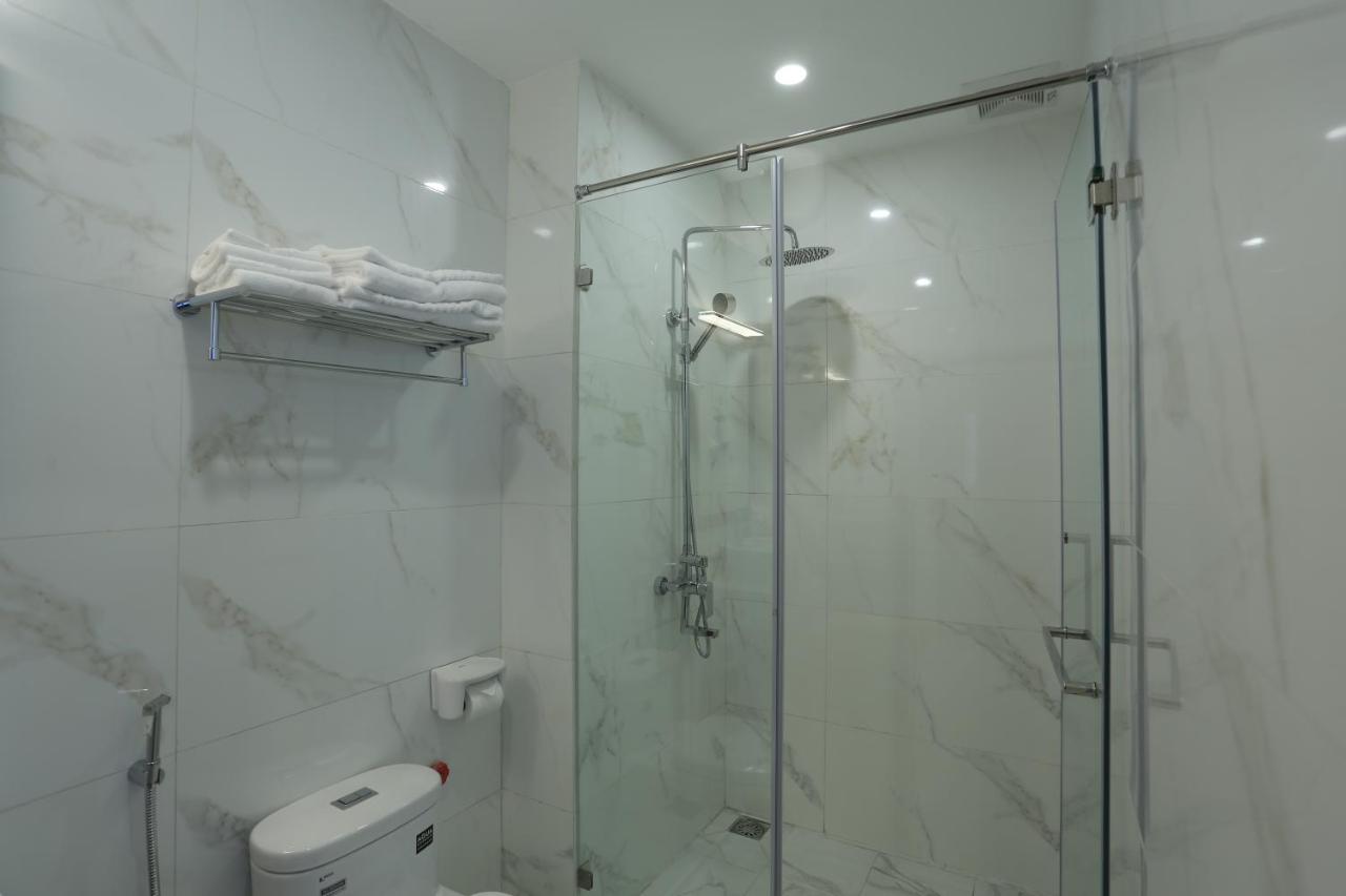 Rosarian Hotel Hanoi Buitenkant foto