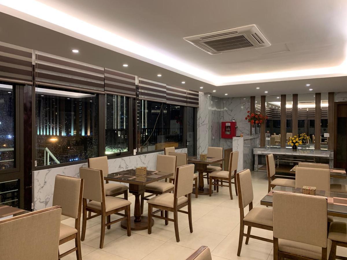 Rosarian Hotel Hanoi Buitenkant foto